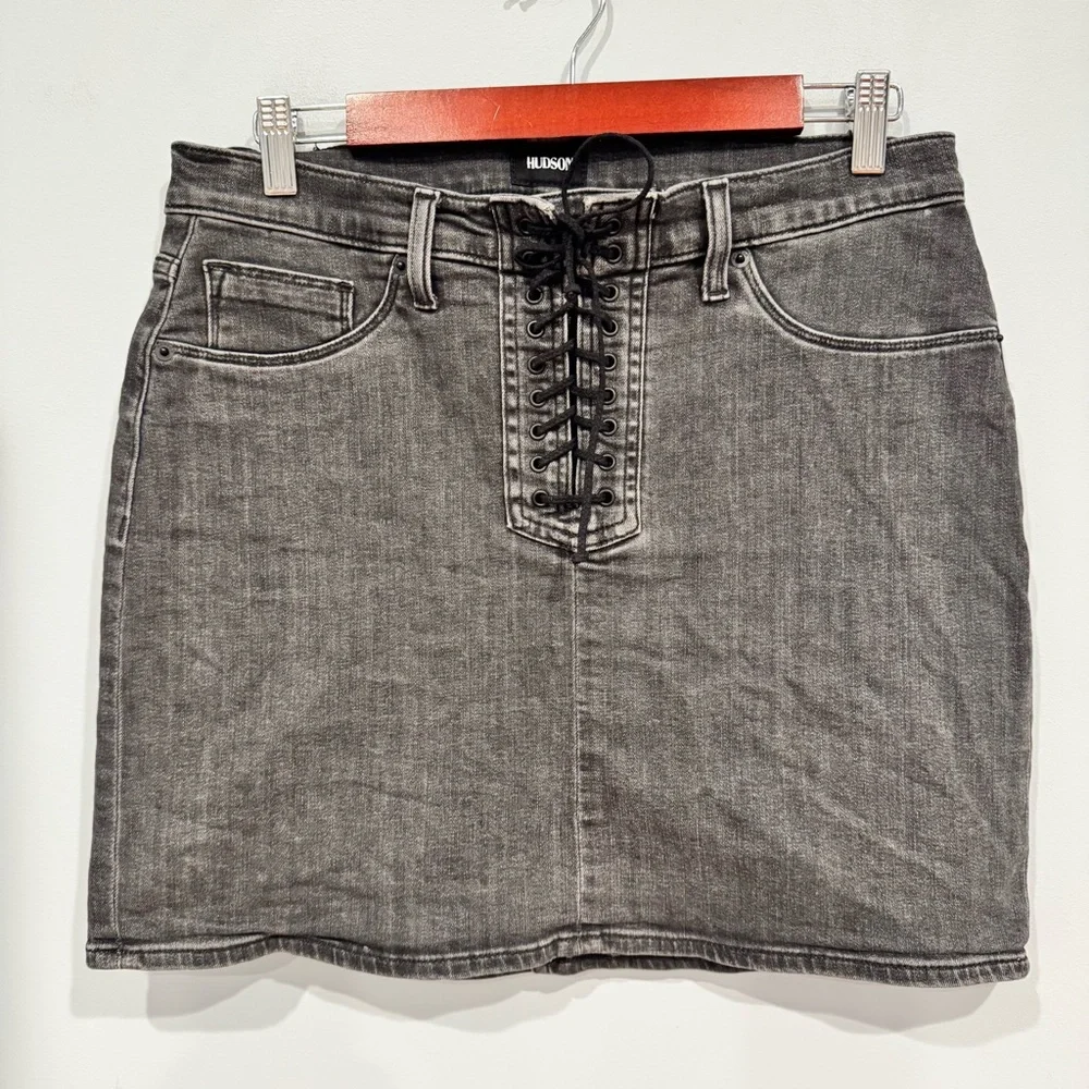 Hudson High Rise Bullocks Lace-Up Skirt in Washed Denim Black Size 32